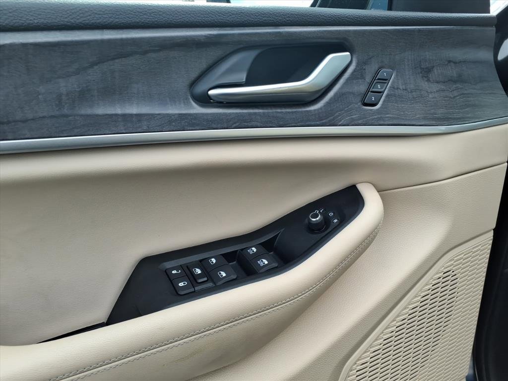 Certified 2024 Jeep Grand Cherokee Limited image 4