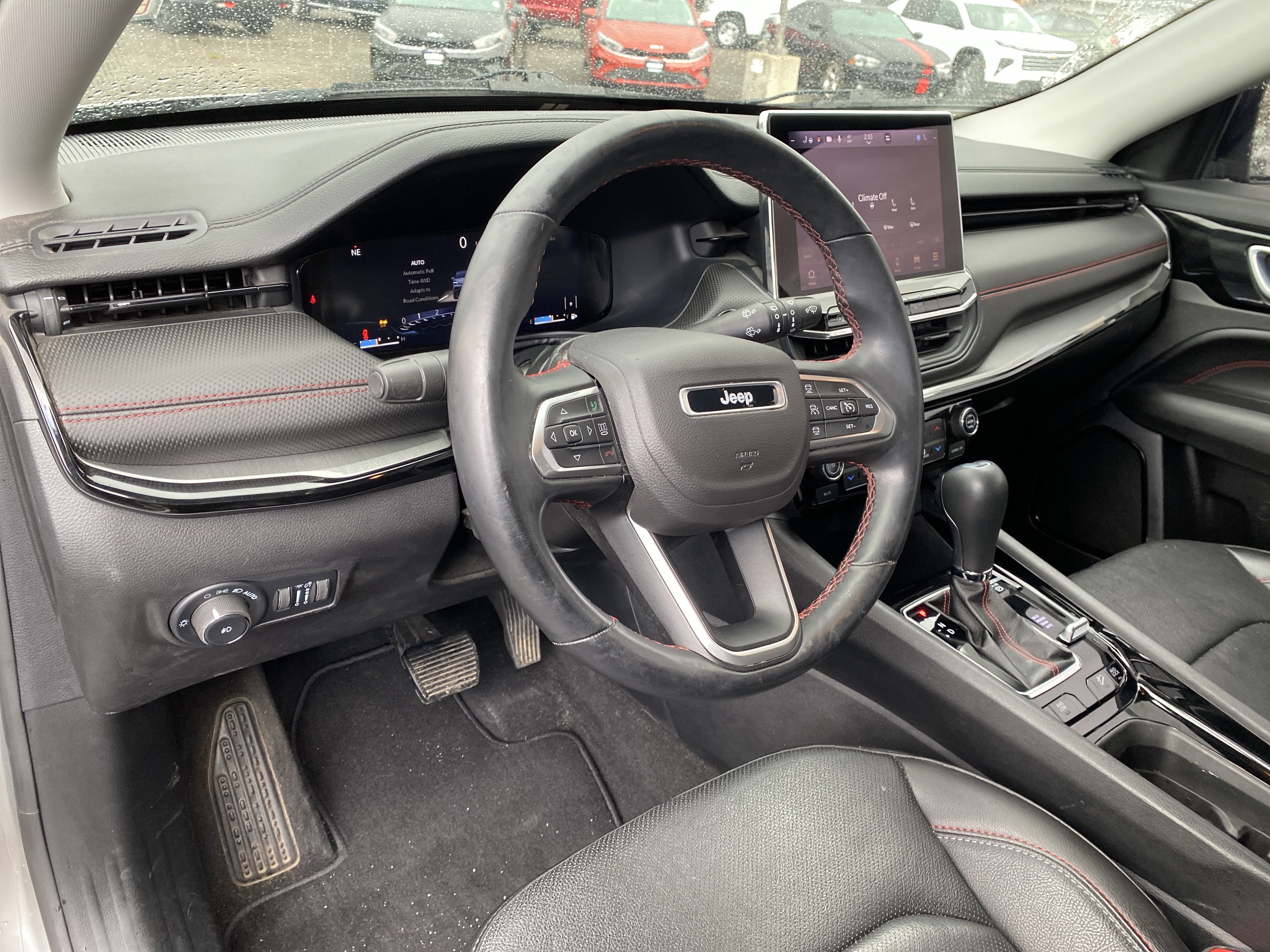 Used 2022 Jeep Compass Trailhawk w/ Trailhawk Elite Group AWD/4WD image 11