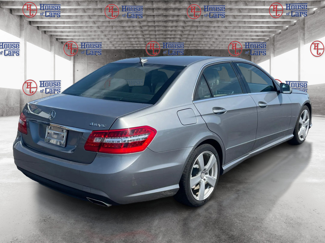 Used 2010 Mercedes-Benz E 350 4MATIC Sedan image 5