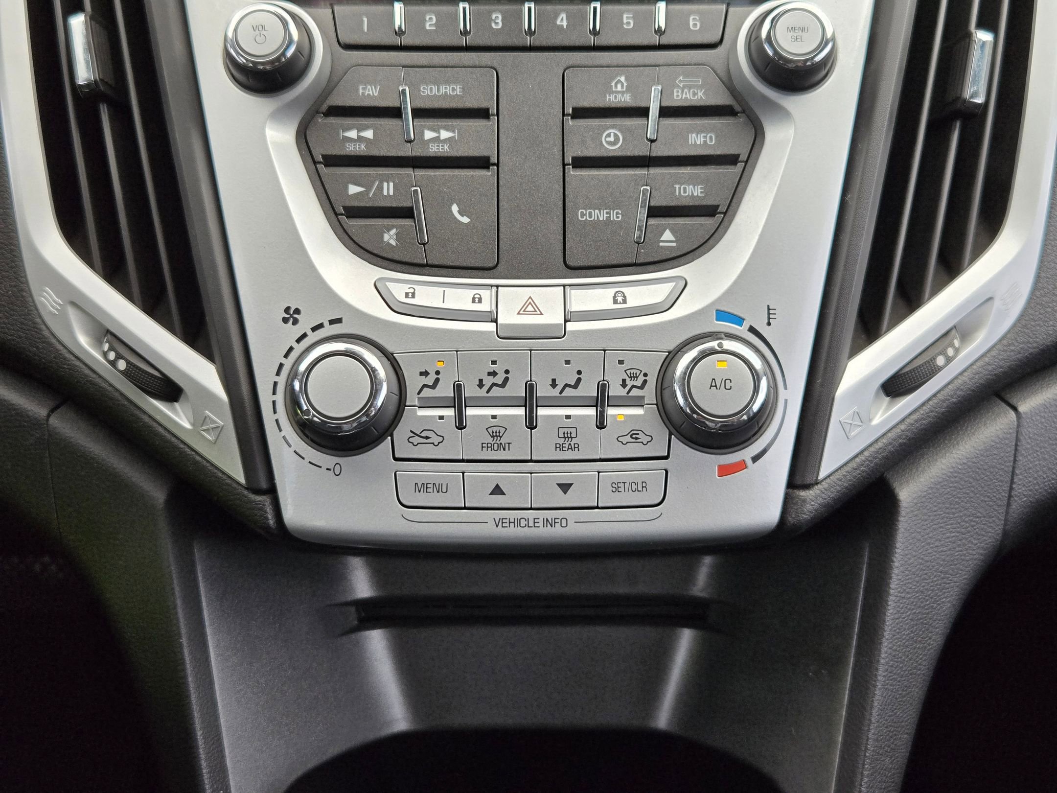 Used 2014 GMC Terrain SLE FWD image 19