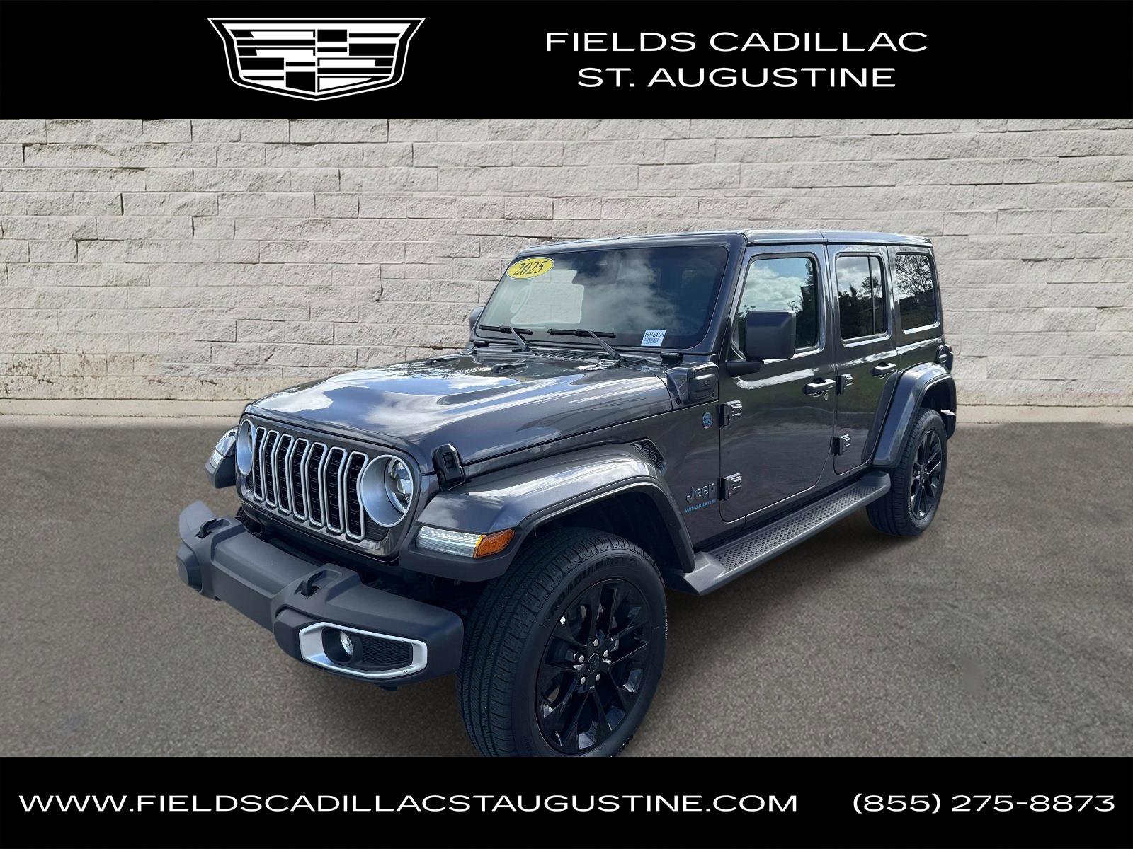 Used 2025 Jeep Wrangler Sahara image 1