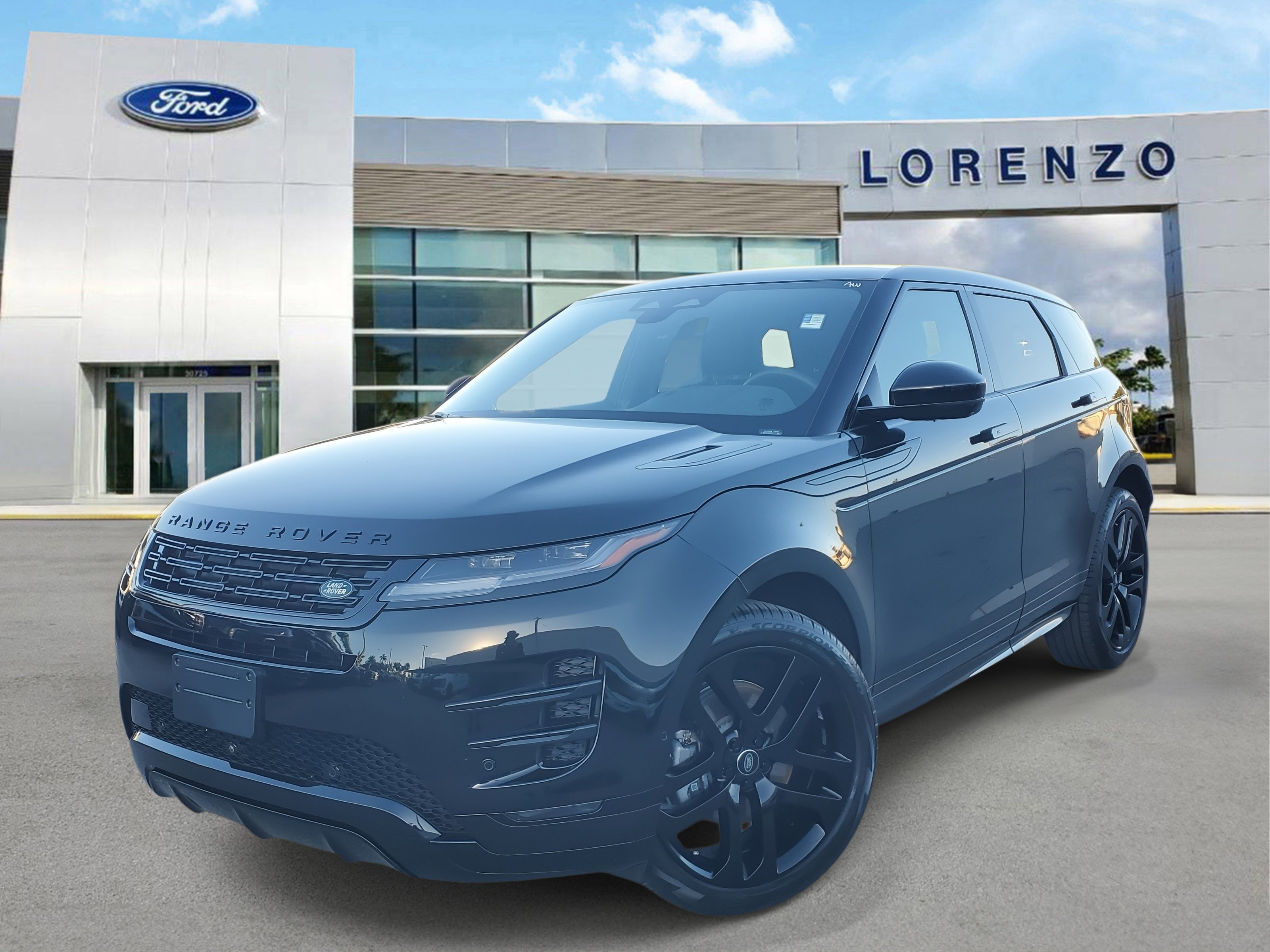Used 2024 Land Rover Range Rover Evoque Dynamic SE image 1
