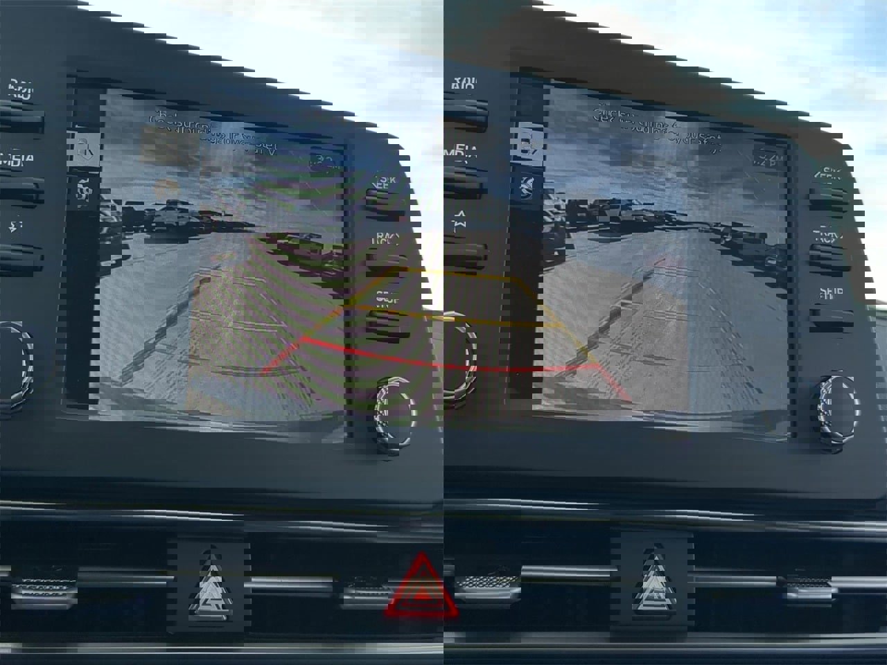 New 2026 Hyundai Elantra Blue FWD image 25