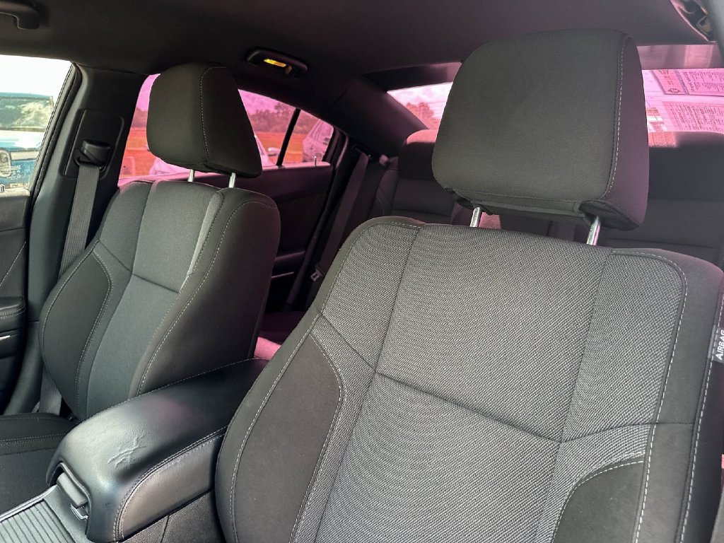 Used 2020 Dodge Charger SXT RWD image 14