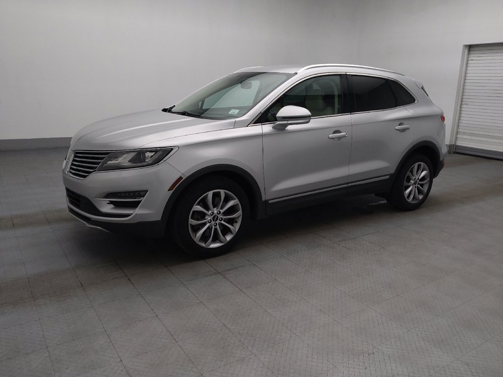 Used 2016 Lincoln MKC Select w/ Select Plus Package FWD image 2