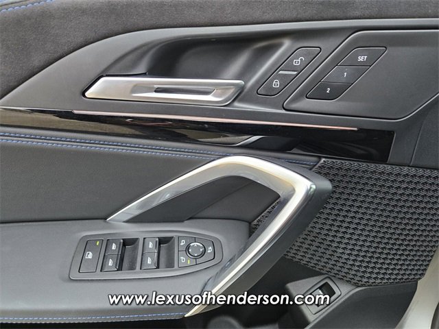 Used 2024 BMW X2 xDrive28i w/ M Sport Package image 21