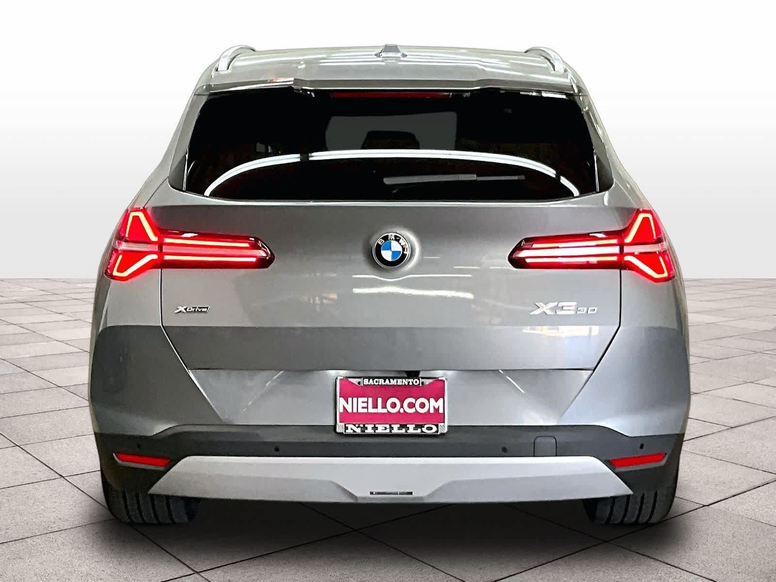 Used 2026 BMW X3 xDrive30i w/ Premium Package AWD/4WD image 7