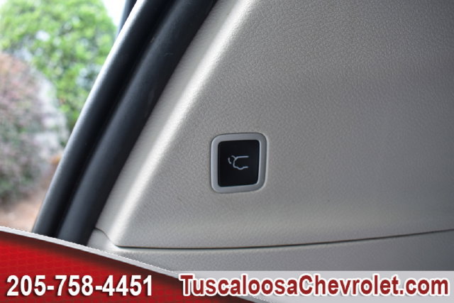 Used 2024 Chrysler Pacifica Touring-L FWD image 10