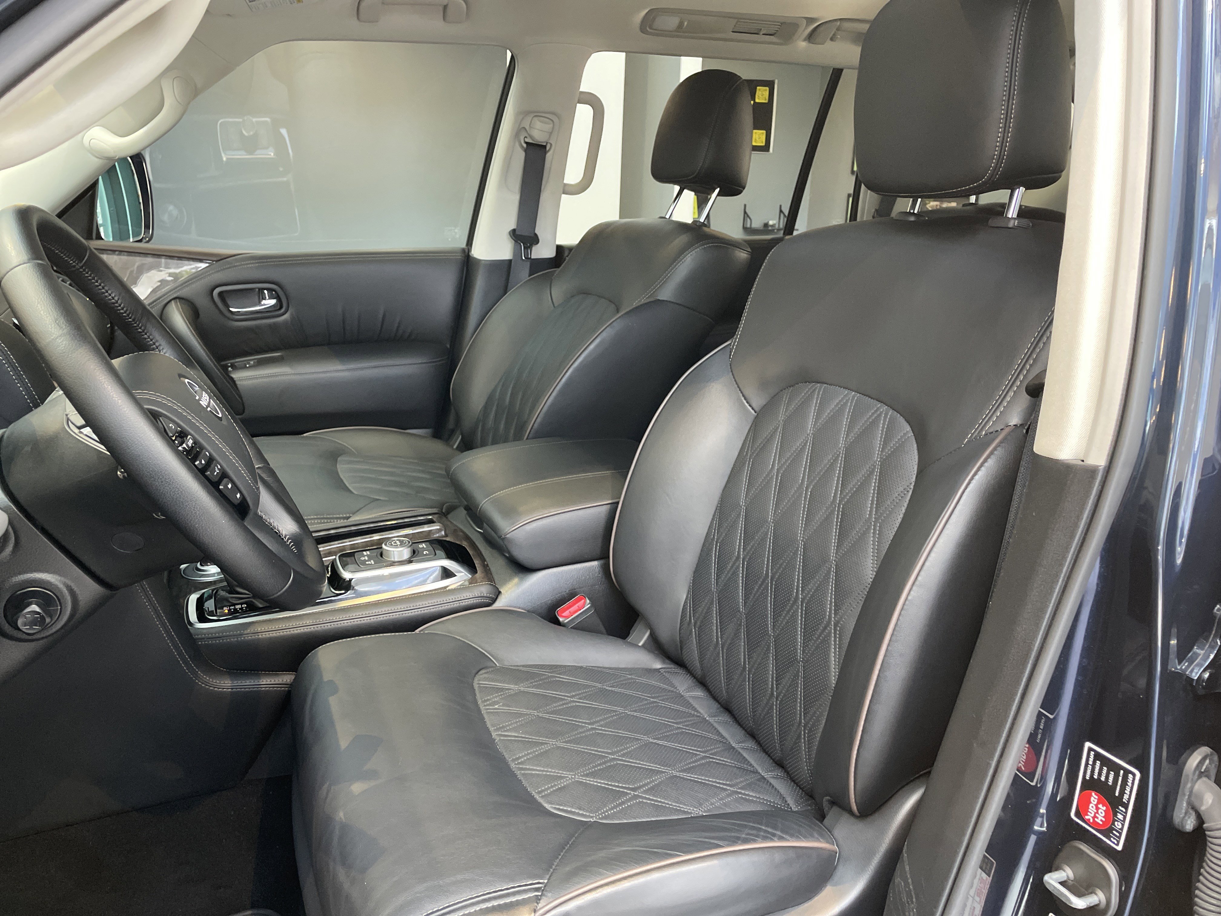 Used 2024 Nissan Armada Platinum w/ Captain's Chairs Package RWD image 19