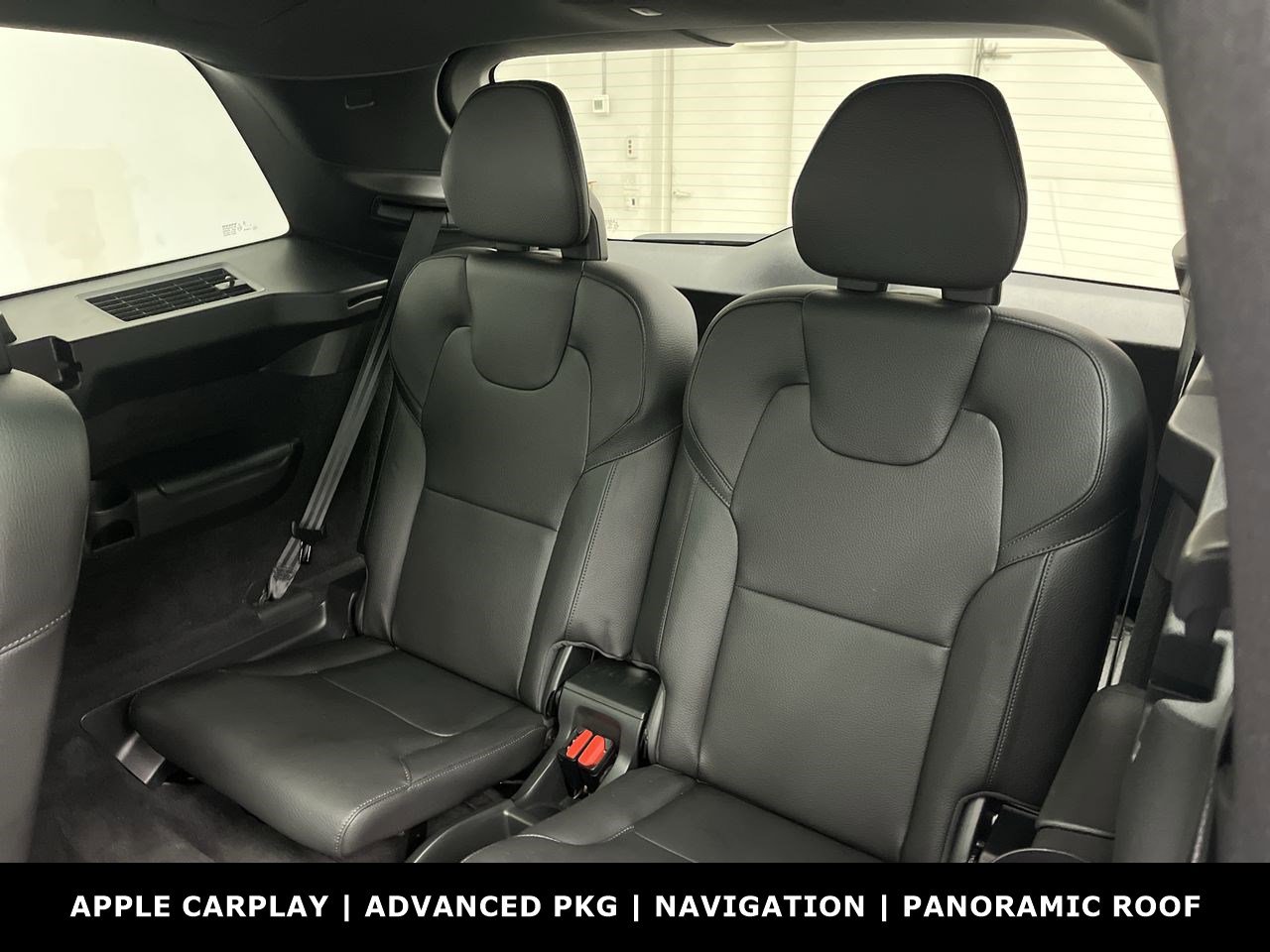 Used 2020 Volvo XC90 T6 Momentum w/ Protection Package Premier image 14