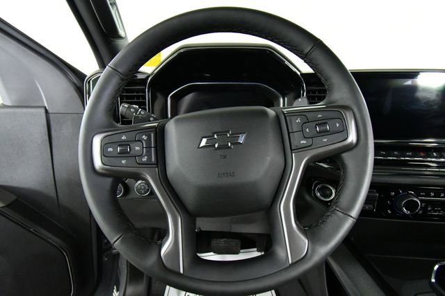 Used 2025 Chevrolet Silverado 1500 ZR2 w/ Technology Package image 2