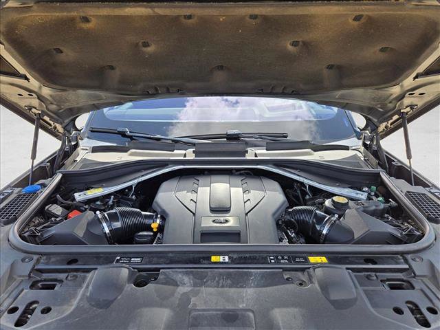 Certified 2023 Land Rover Range Rover Long Wheelbase SE image 24