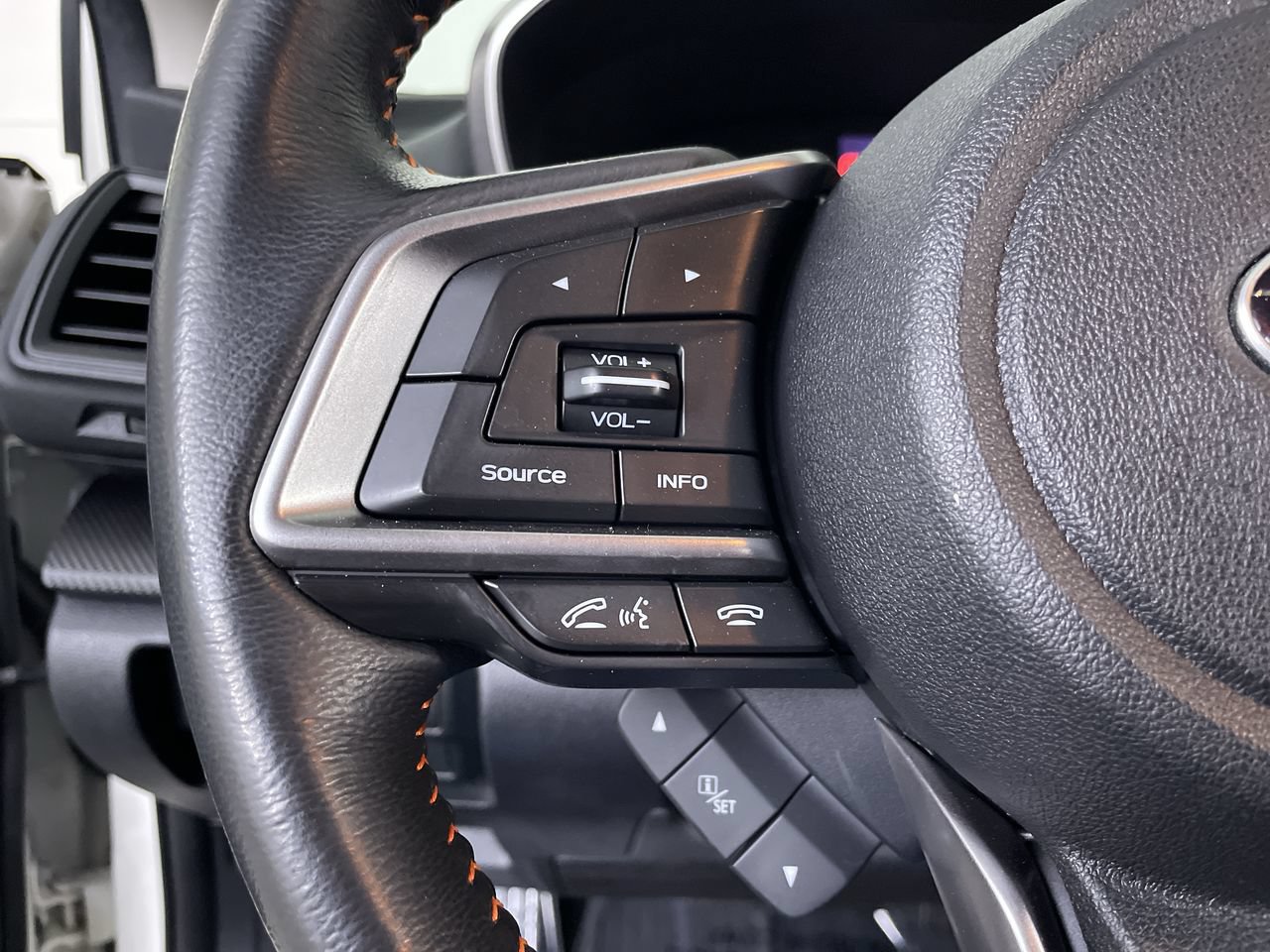 Used 2019 Subaru Crosstrek 2.0i Premium w/ Eyesight System AWD/4WD image 24