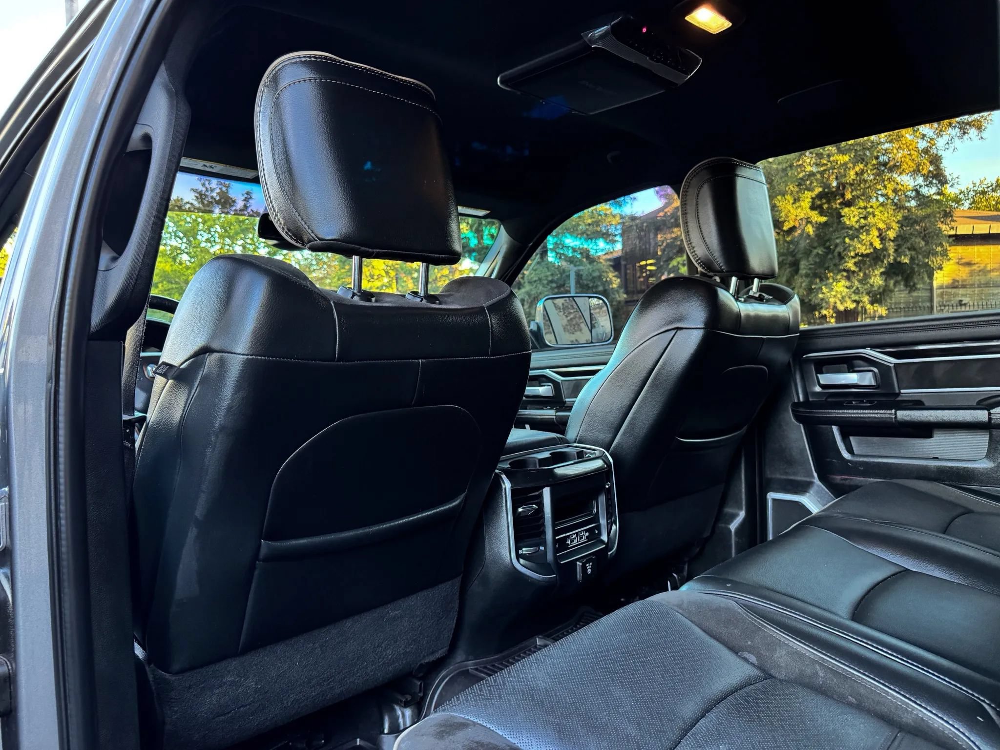 Used 2020 RAM 3500 Laramie AWD/4WD image 37