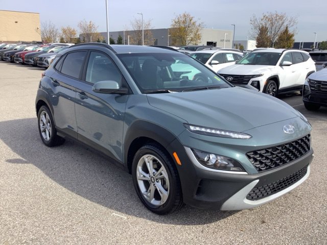 Used 2023 Hyundai Kona SEL w/ Convenience Package AWD/4WD image 3