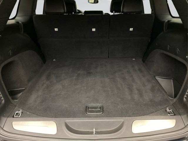 Used 2019 Jeep Grand Cherokee Limited AWD/4WD image 14