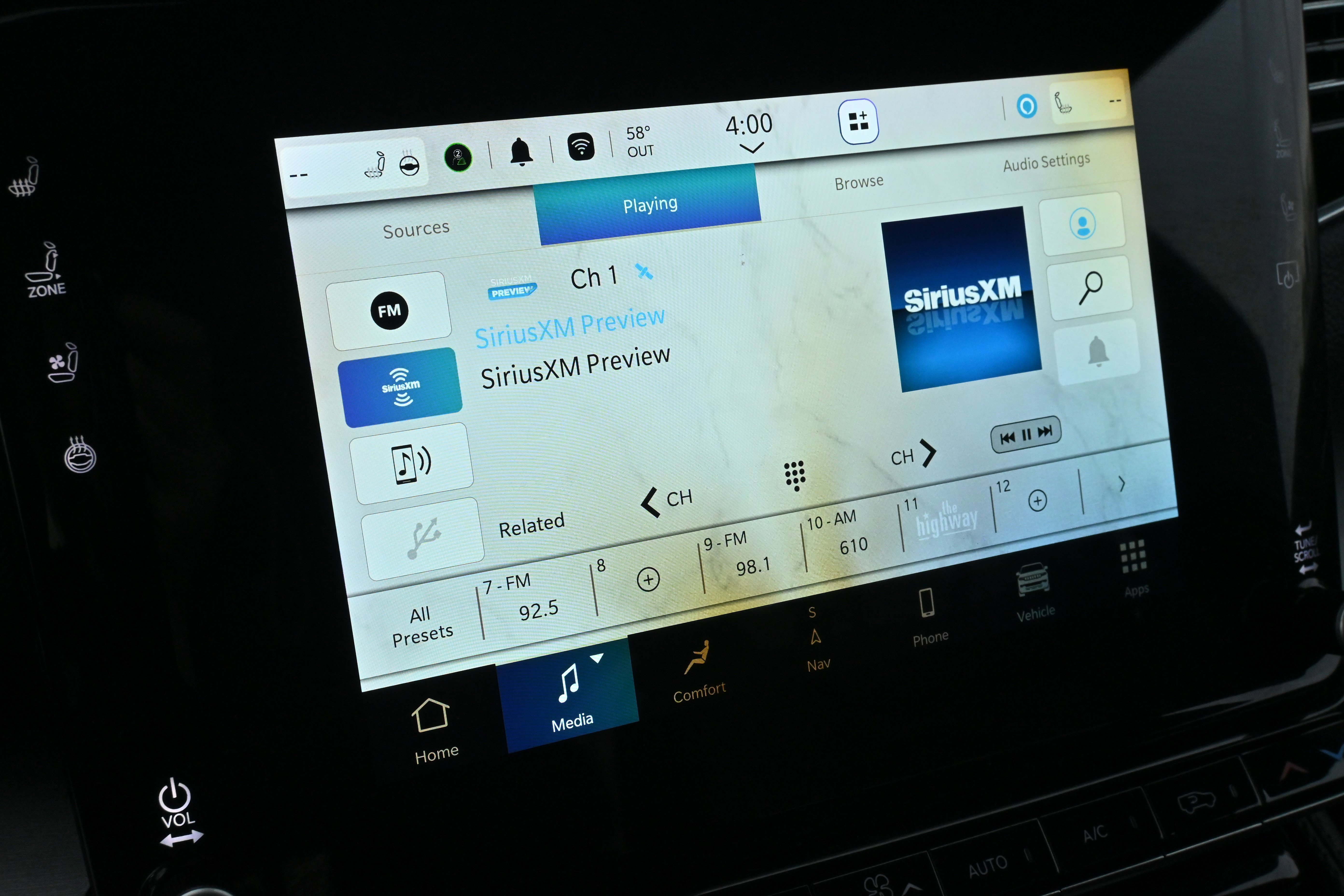 Used 2024 Jeep Wagoneer Series II image 37