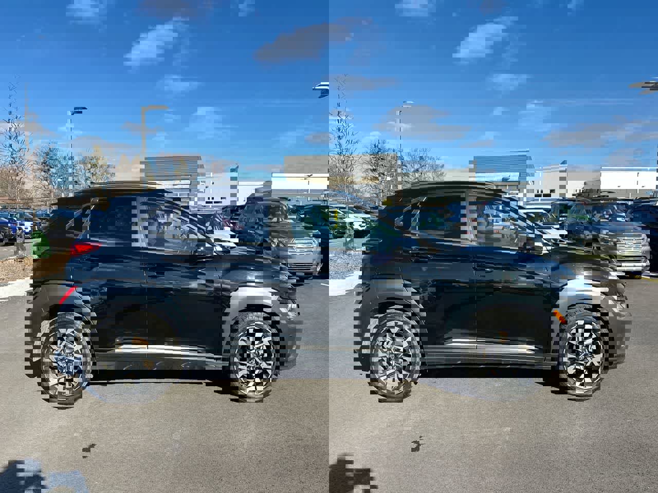 Used 2023 Hyundai Kona Limited w/ Cargo Package image 14