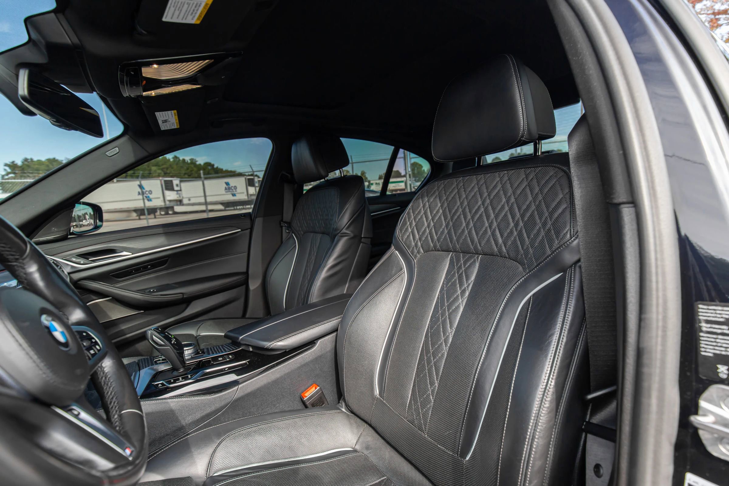 Used 2022 BMW M550i xDrive w/ Shadowloine Package image 21