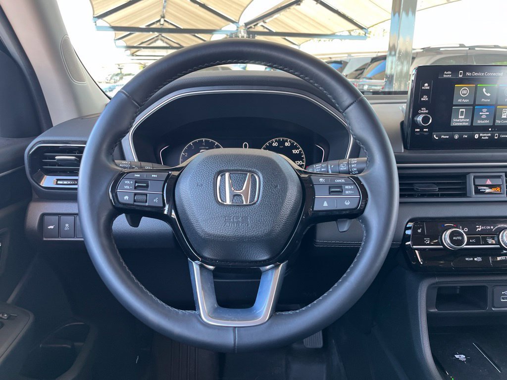 Certified 2025 Honda Pilot EX-L image 17