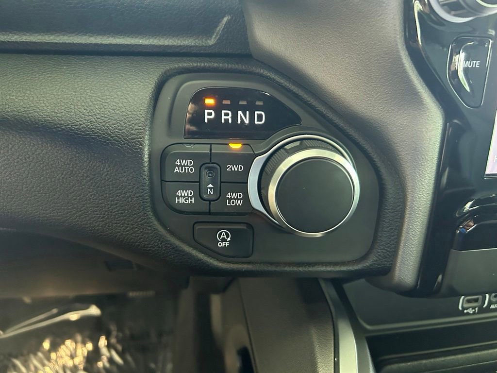Used 2026 RAM 1500 Big Horn AWD/4WD image 8