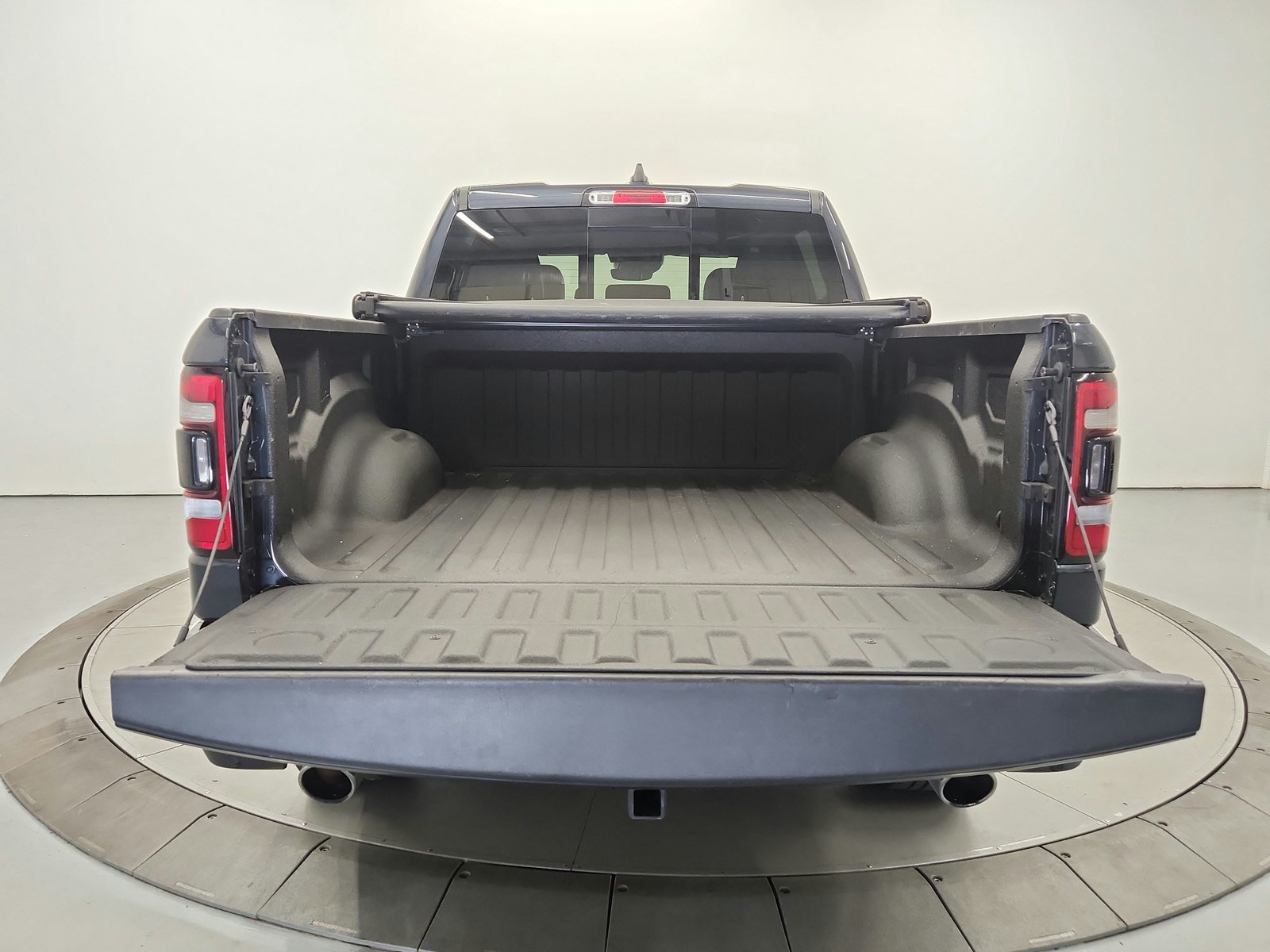 Used 2019 RAM 1500 Limited AWD/4WD image 28