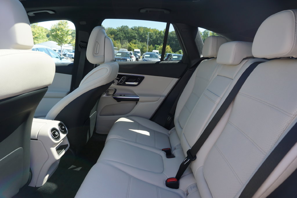 Certified 2026 Mercedes-Benz GLC 300 4MATIC image 45