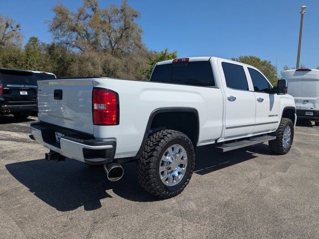 Used 2017 GMC Sierra 2500 Denali w/ Duramax Plus Package image 5