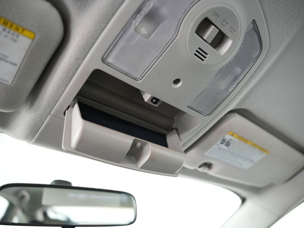 Used 2012 Toyota Prius Three image 46