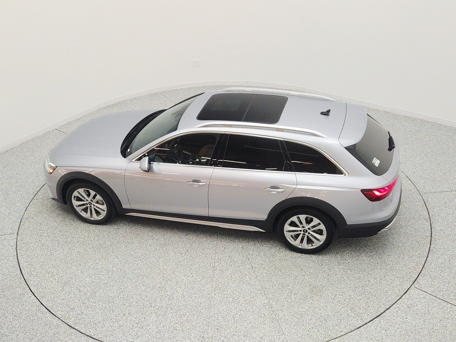 Used 2023 Audi A4 2.0T allroad Premium Plus w/ Premium Plus Package AWD/4WD image 29