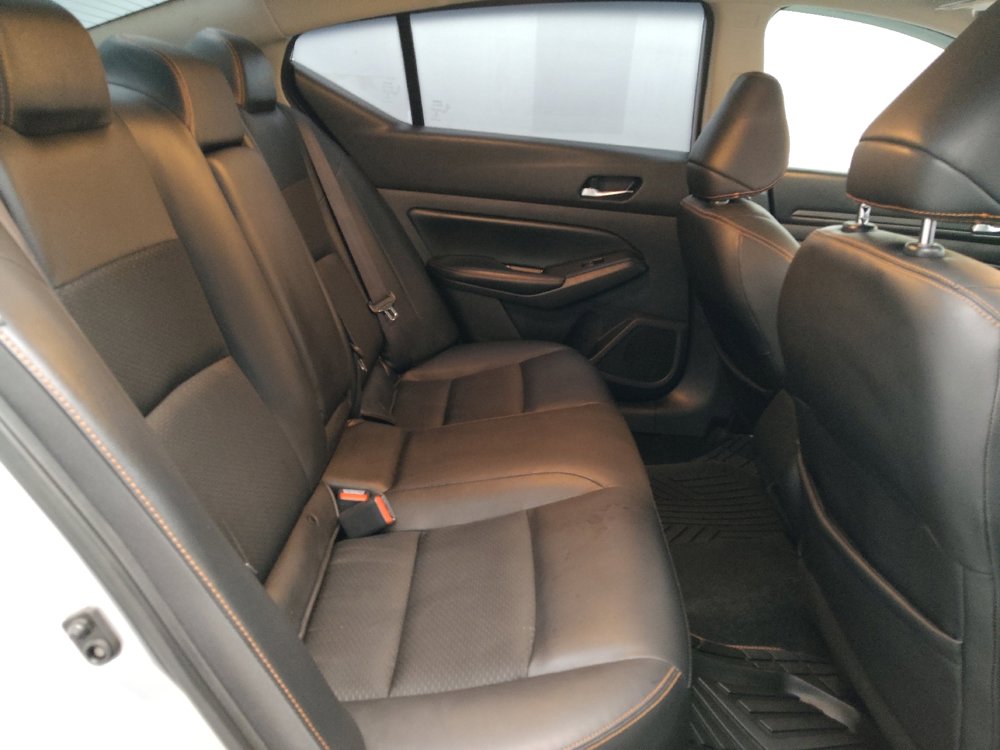 Used 2020 Nissan Altima 2.5 SR w/ Premium Package image 19