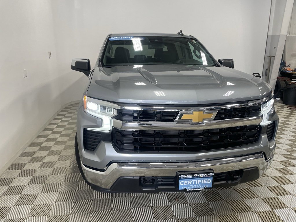 Certified 2024 Chevrolet Silverado 1500 LT w/ Max Trailering Package image 3