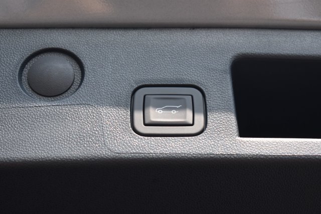 New 2027 Chevrolet Equinox RS w/ Convenience Package III FWD image 20
