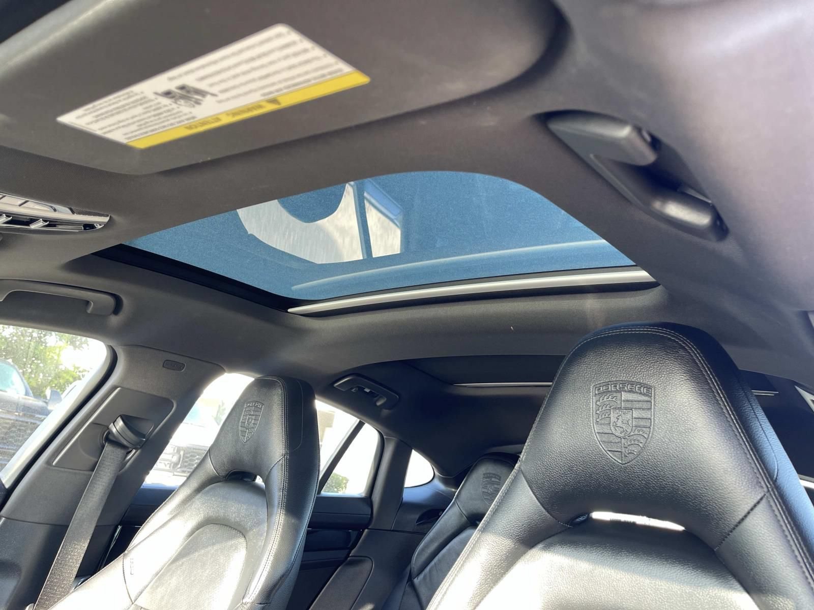 Used 2018 Porsche Panamera 4 AWD/4WD image 17