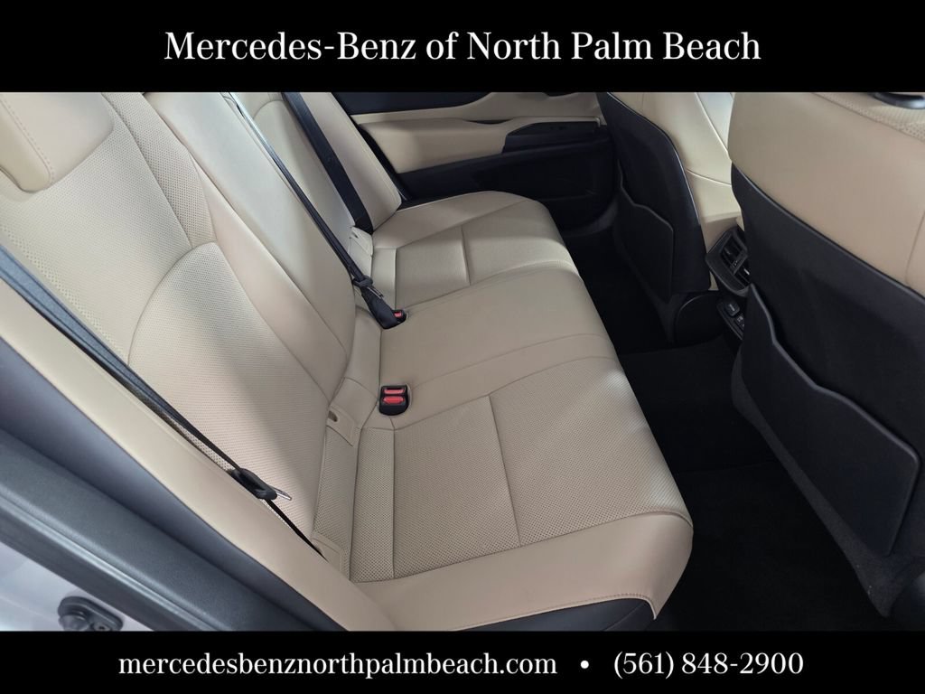 Used 2019 Lexus ES 300h w/ Premium Package FWD image 26