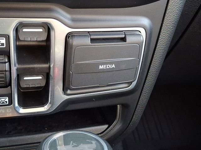 Used 2023 Jeep Wrangler Unlimited Sahara w/ Cold Weather Group image 27