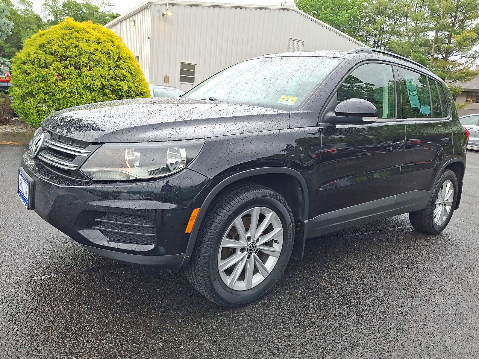 Used 2015 Volkswagen Tiguan SE AWD/4WD image 3
