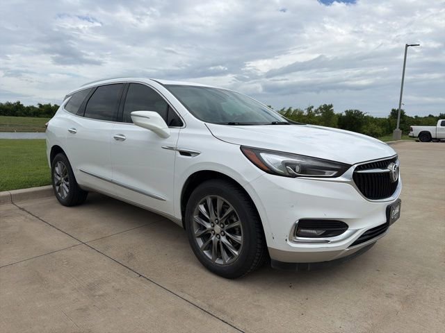 Used 2021 Buick Enclave Essence w/ Sound and Sites Package FWD image 6