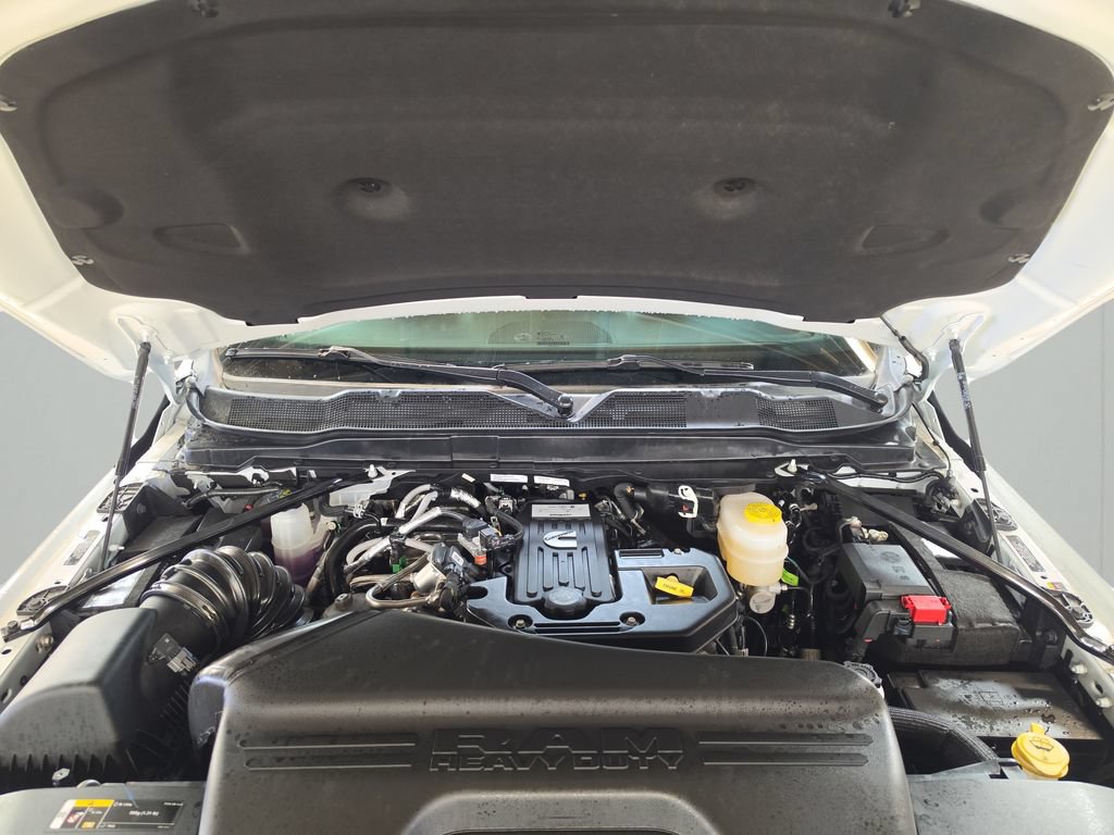 New 2026 RAM 2500 Tradesman AWD/4WD image 9