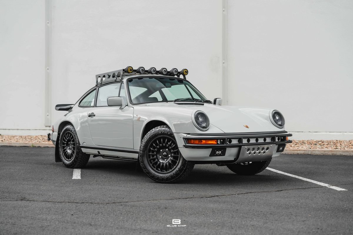 Used 1989 Porsche 911 Carrera RWD image 1