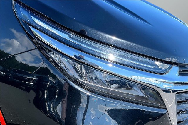 Used 2023 Chevrolet Equinox LT AWD/4WD image 28