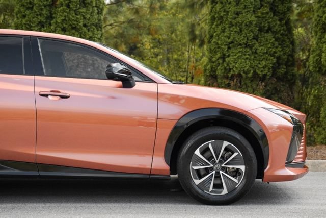 Used 2024 Lexus RZ 450e Premium w/ Technology Package AWD/4WD image 10