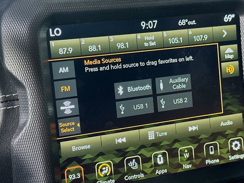 Used 2023 Jeep Wrangler Unlimited Sahara w/ Cold Weather Group image 28