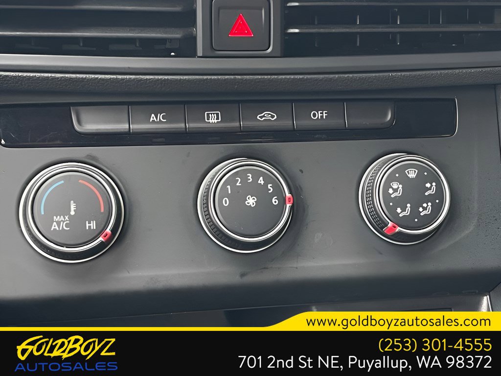 Used 2023 Volkswagen Jetta S image 36