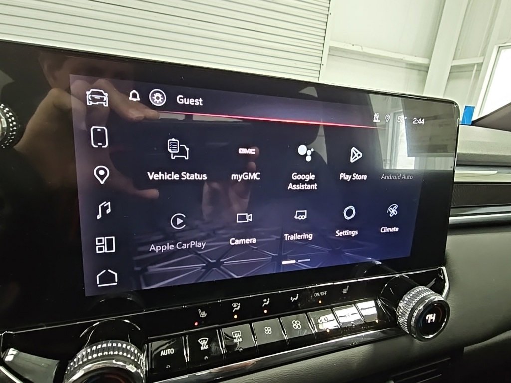 New 2026 GMC Canyon Elevation w/ Convenience Package image 13