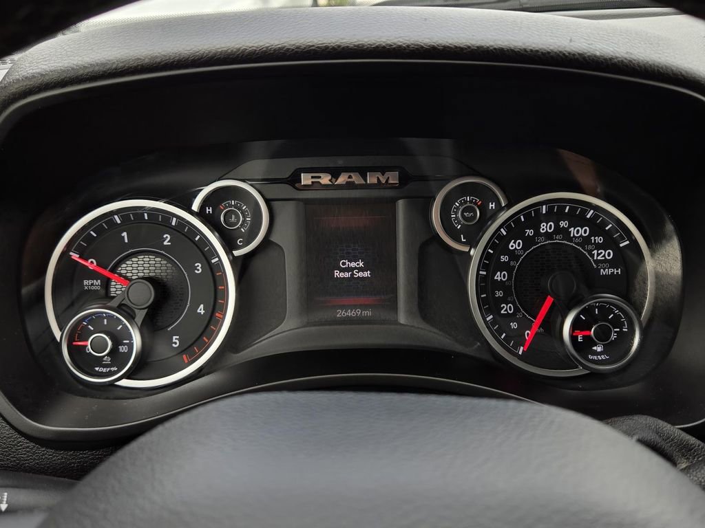 Used 2025 RAM 2500 Big Horn AWD/4WD image 2