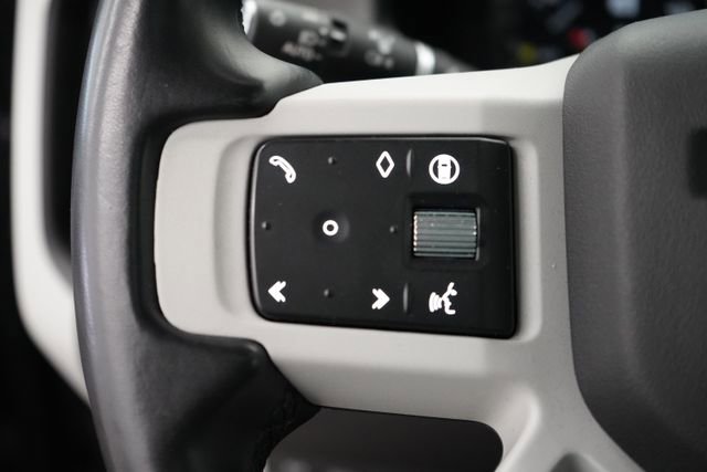 Used 2024 Land Rover Defender 110 S image 13