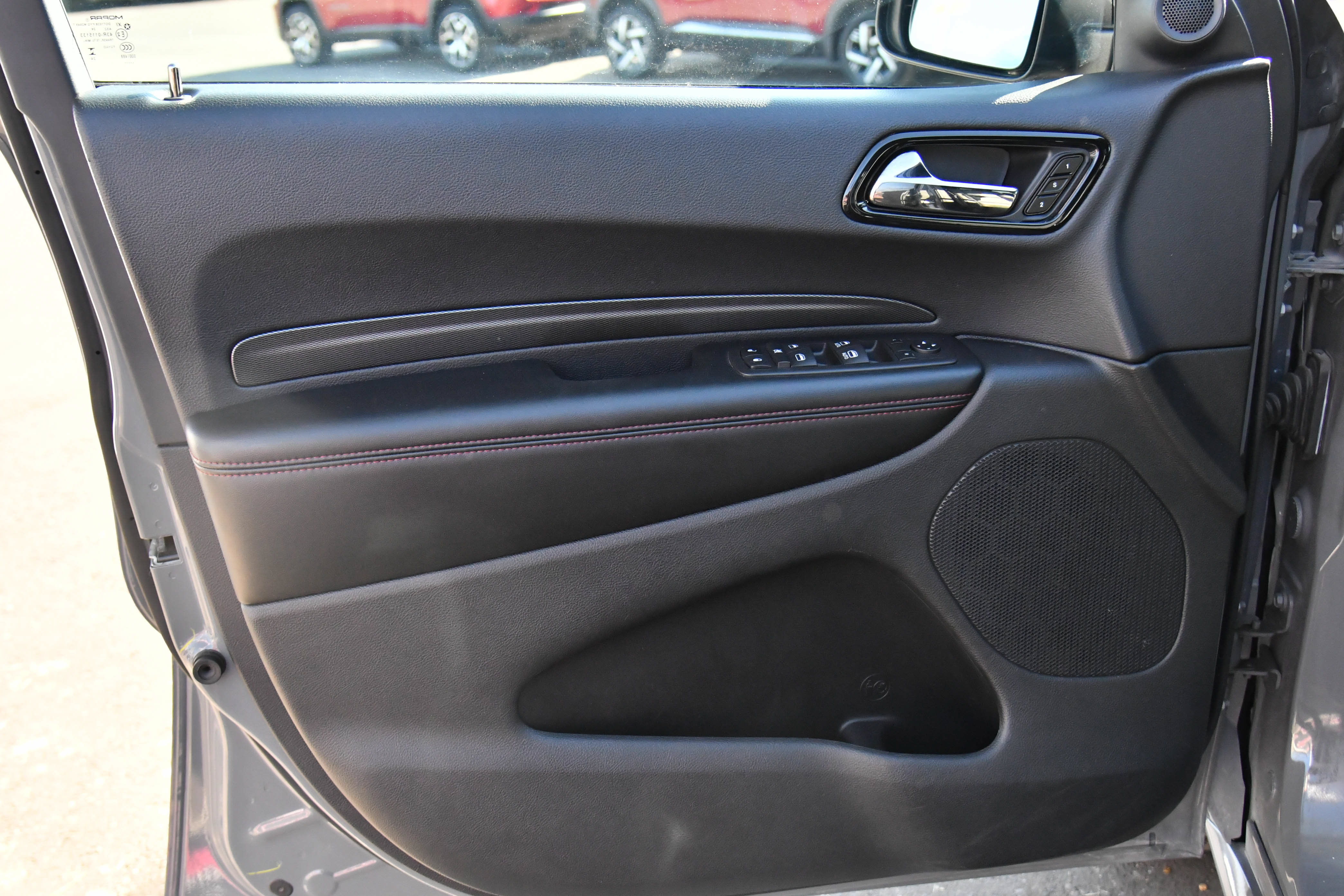 Used 2025 Dodge Durango GT AWD/4WD image 14