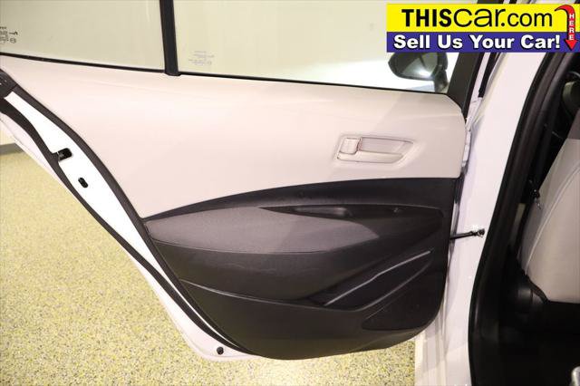 Used 2022 Toyota Corolla LE FWD image 31