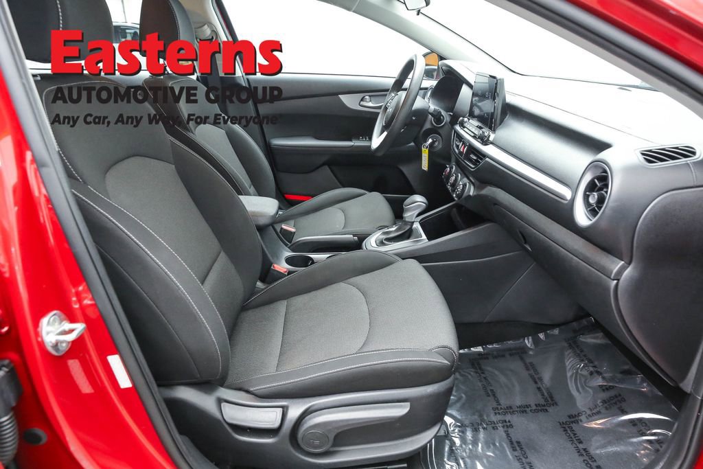 Used 2023 Kia Forte LXS image 23